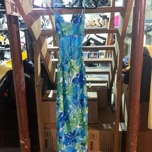 Midi cut out front dress